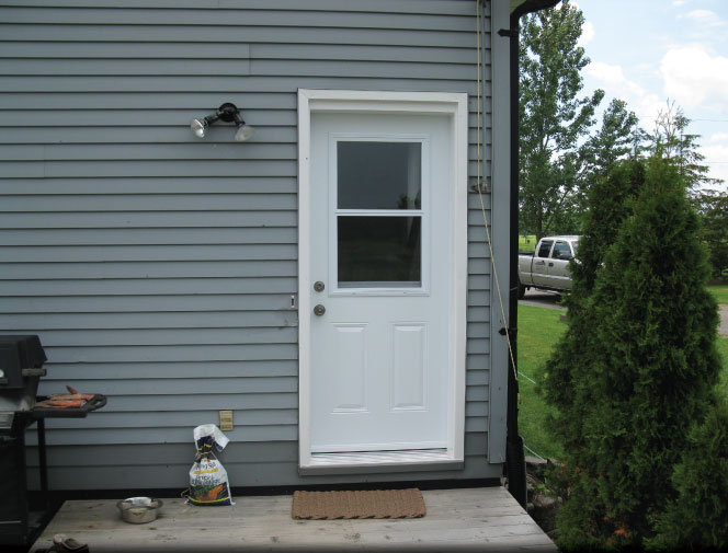 New back entrance with half light window.